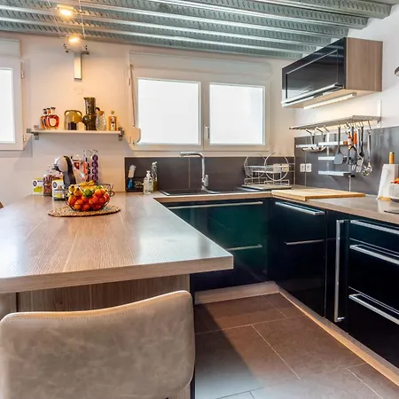 Lägenhet Le Loft Indus - Parking - Borne Arcade - Bbq - Salle De Jeux - Wifi