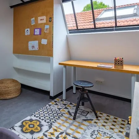 Apartment Le Loft Indus - Parking - Borne Arcade - Bbq - Salle De Jeux - Wifi Sainte-Savine